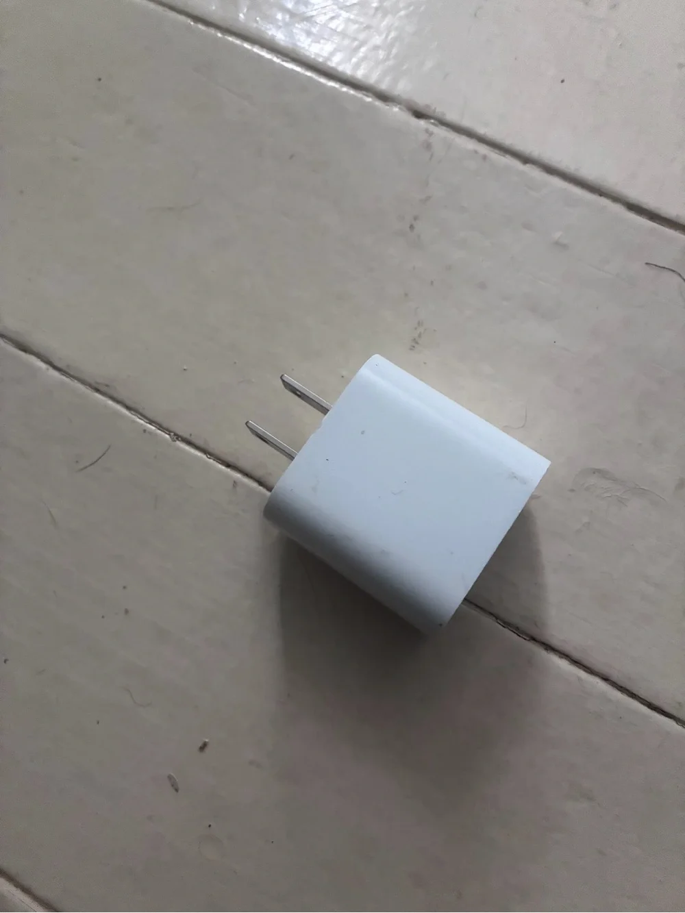 Apple 20W USB-C Power Adapter